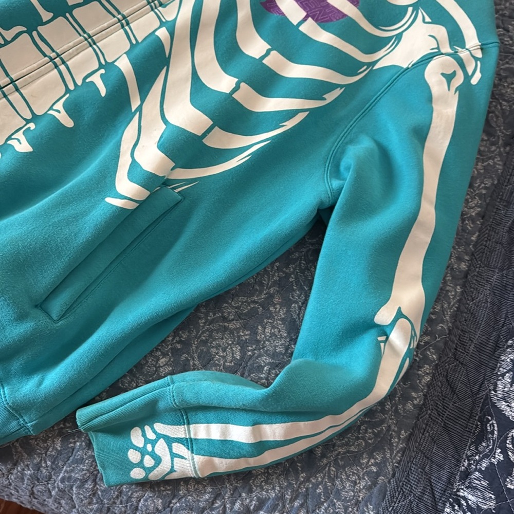 LRG Glow in the Dark Dead Serious Skeleton Zip Hoodie Large - Picture 6 of 12